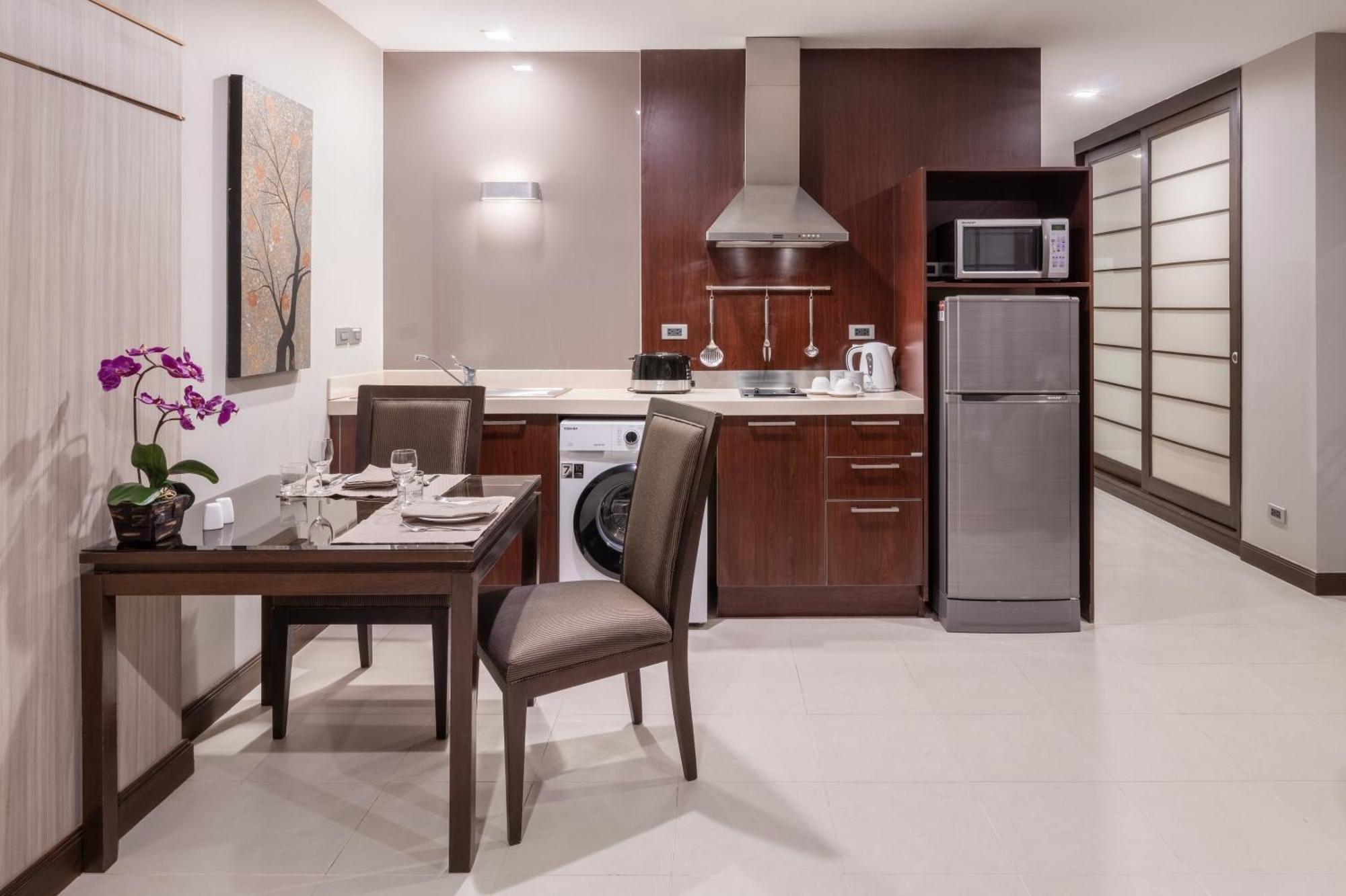 Grand Asoke Suites Boutique Residence Bangkok Extérieur photo
