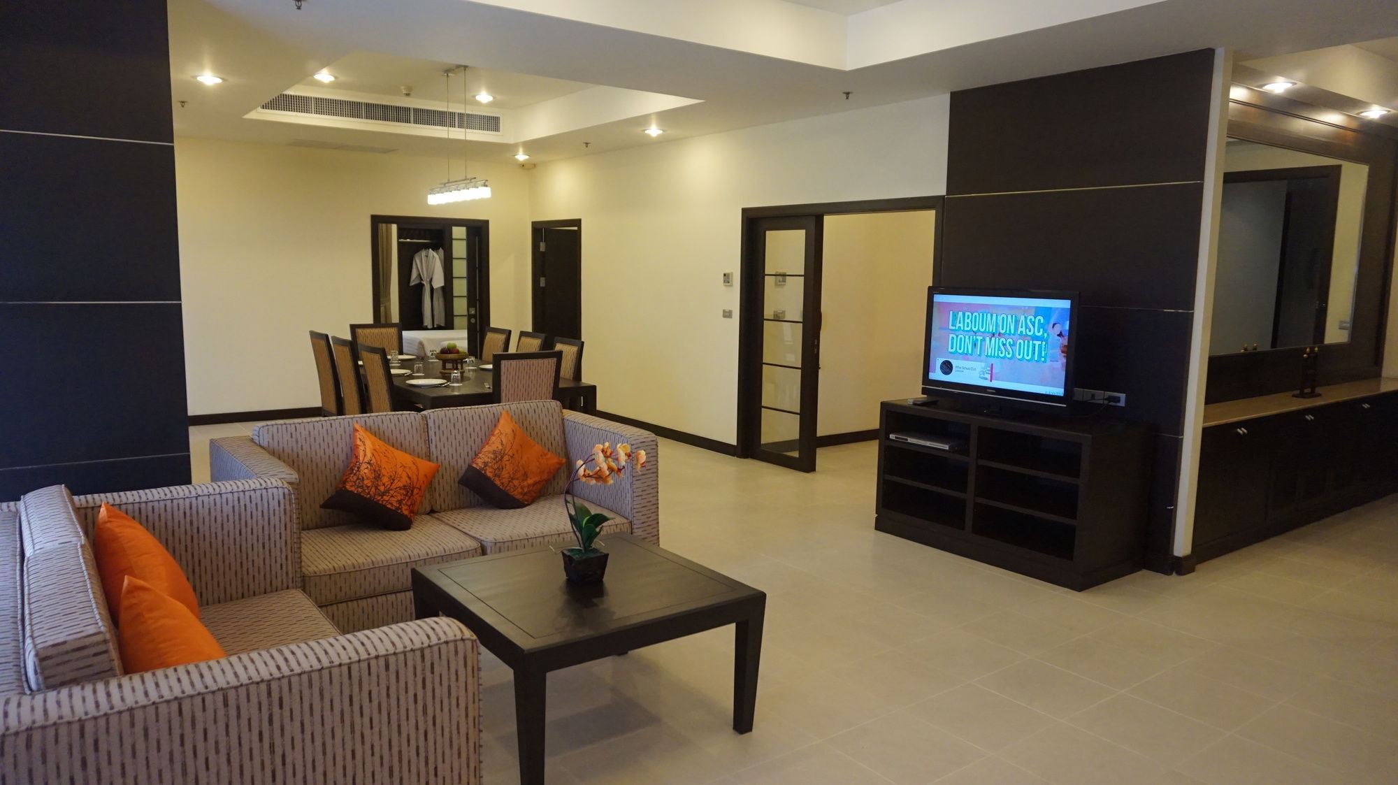 Grand Asoke Suites Boutique Residence Bangkok Extérieur photo